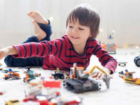 Какие кубики LEGO купить ребенку?